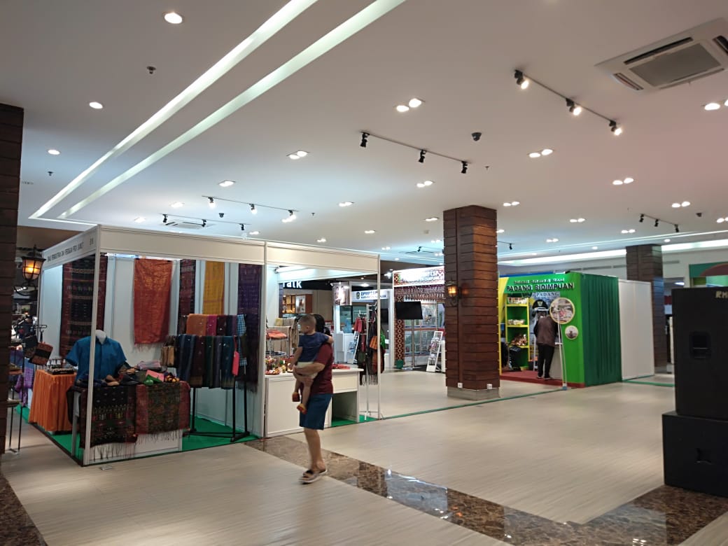 Pameran Produk Unggulan Perdagangan dan Investasi Minim Peserta